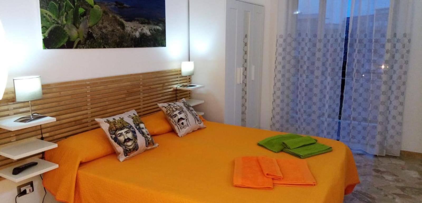 A Ficurinia Apartment *
